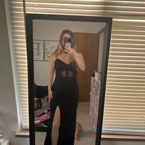 Elegant Black Evening Dress